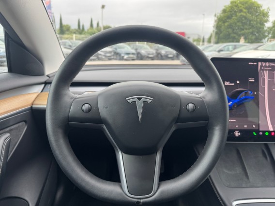 Aperçu de la photo 11 du véhicule TESLA MODEL 3