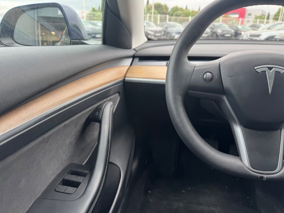 Aperçu de la photo 12 du véhicule TESLA MODEL 3