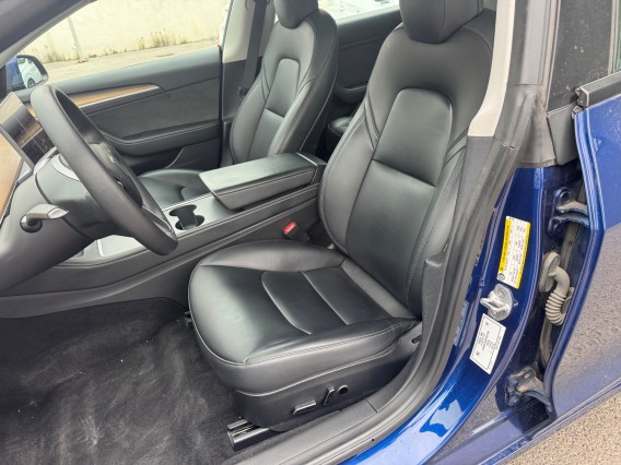 Aperçu de la photo 16 du véhicule TESLA MODEL 3