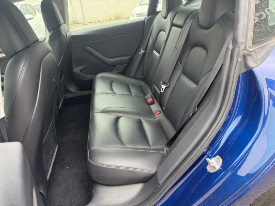 Aperçu de la photo 18 du véhicule TESLA MODEL 3