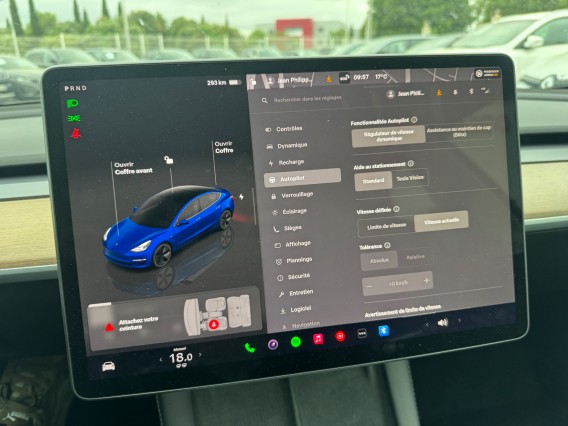 Aperçu de la photo 26 du véhicule TESLA MODEL 3