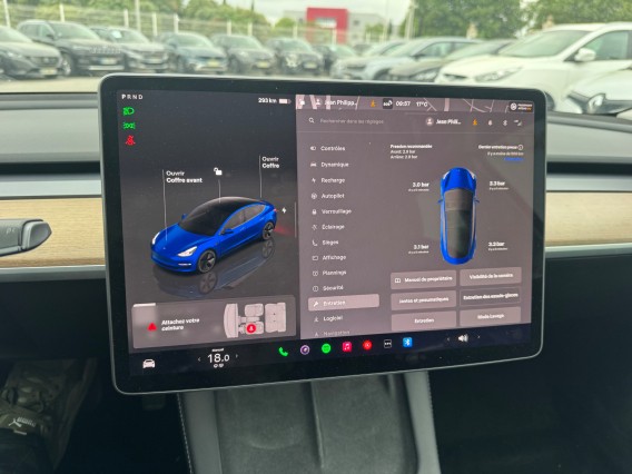 Aperçu de la photo 33 du véhicule TESLA MODEL 3