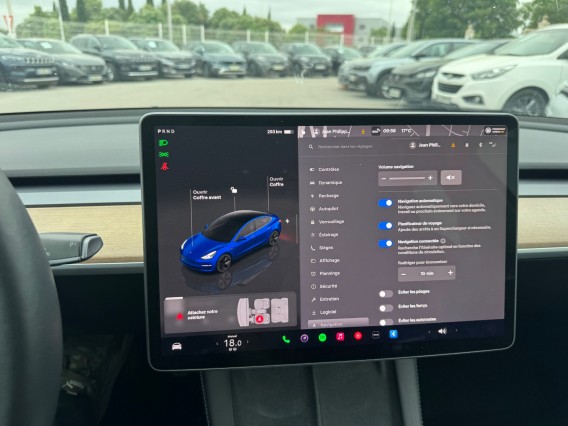 Aperçu de la photo 35 du véhicule TESLA MODEL 3
