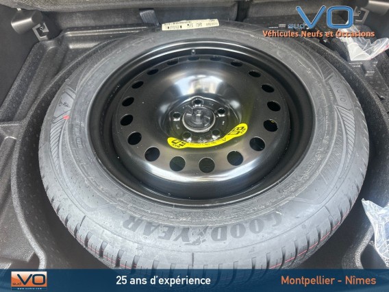 Aperçu de la photo 21 du véhicule JEEP COMPASS