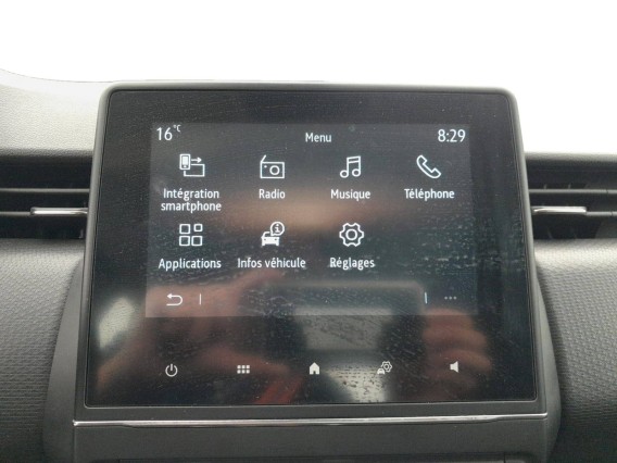 Aperçu de la photo 7 du véhicule RENAULT CLIO V