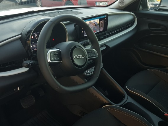 Aperçu de la photo 5 du véhicule FIAT 600