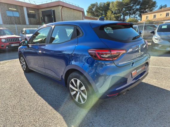 Aperçu de la photo 3 du véhicule RENAULT CLIO V