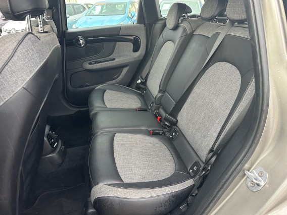 Aperçu de la photo 13 du véhicule MINI COUNTRYMAN F60