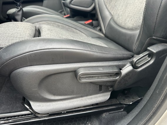 Aperçu de la photo 22 du véhicule MINI COUNTRYMAN F60