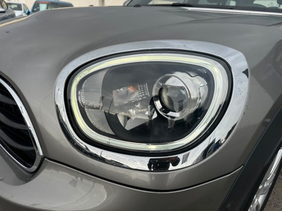 Aperçu de la photo 38 du véhicule MINI COUNTRYMAN F60