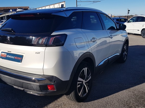 Aperçu de la photo 17 du véhicule PEUGEOT 3008