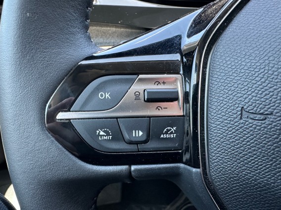 Aperçu de la photo 26 du véhicule PEUGEOT 308 SW