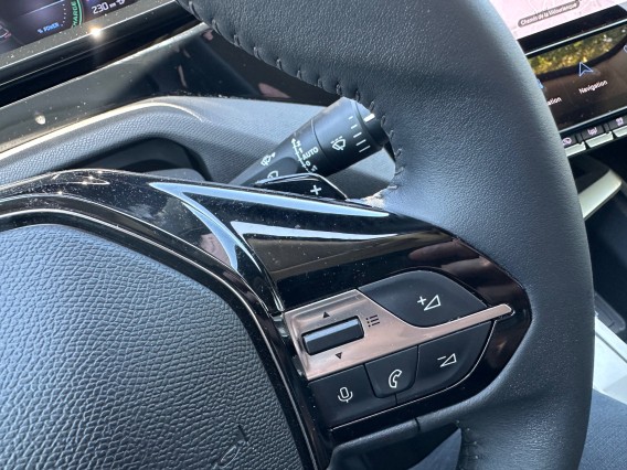 Aperçu de la photo 27 du véhicule PEUGEOT 308 SW