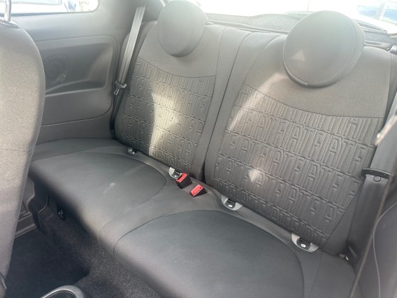 Aperçu de la photo 12 du véhicule FIAT 500