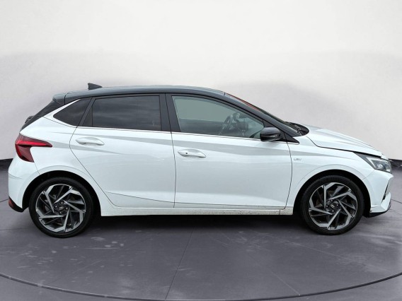 Aperçu de la photo 12 du véhicule HYUNDAI i20