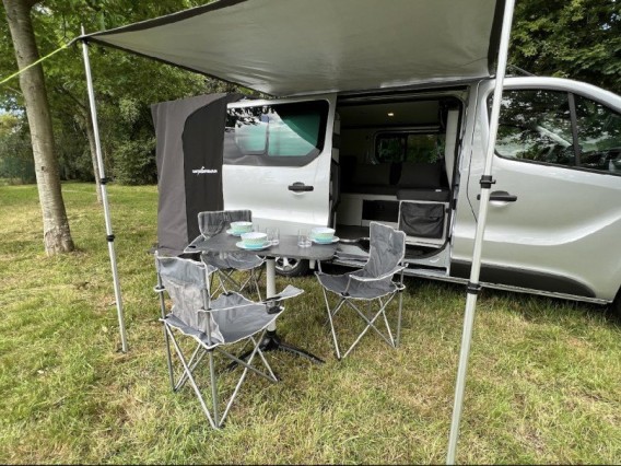 Aperçu de la photo 5 du véhicule RENAULT TRAFIC FOURGON