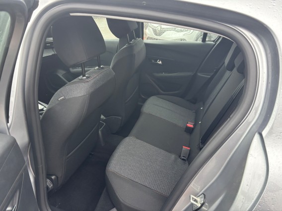 Aperçu de la photo 25 du véhicule PEUGEOT 208