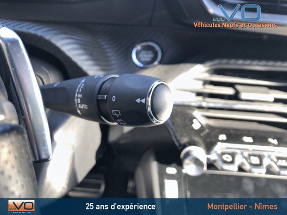 Aperçu de la photo 14 du véhicule PEUGEOT 2008