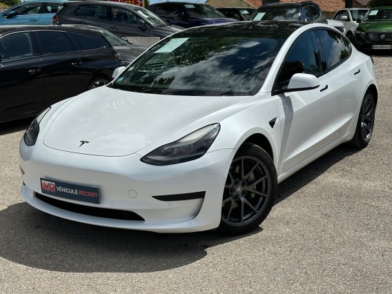 Aperçu de la photo 2 du véhicule TESLA MODEL 3