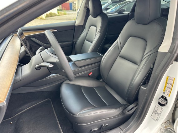 Aperçu de la photo 13 du véhicule TESLA MODEL 3