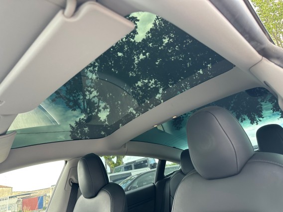 Aperçu de la photo 17 du véhicule TESLA MODEL 3