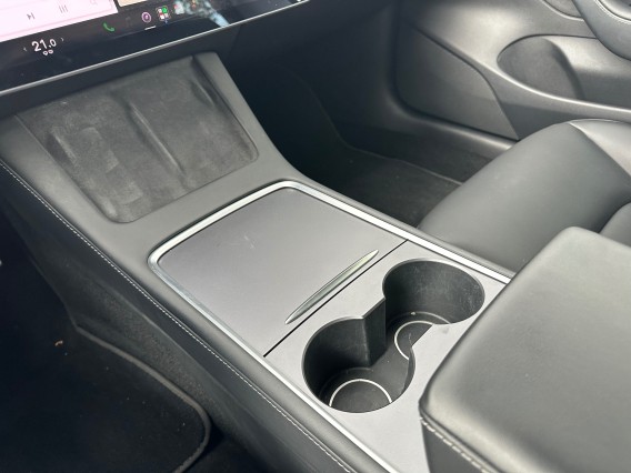 Aperçu de la photo 18 du véhicule TESLA MODEL 3