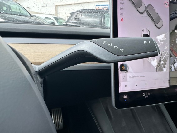 Aperçu de la photo 22 du véhicule TESLA MODEL 3