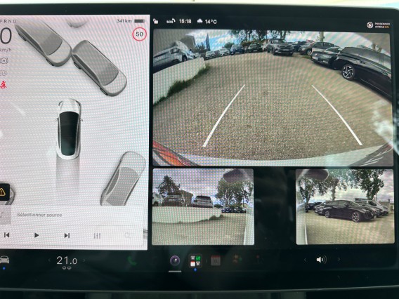 Aperçu de la photo 24 du véhicule TESLA MODEL 3