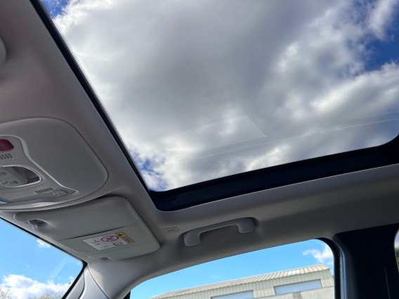 Aperçu de la photo 20 du véhicule JEEP RENEGADE