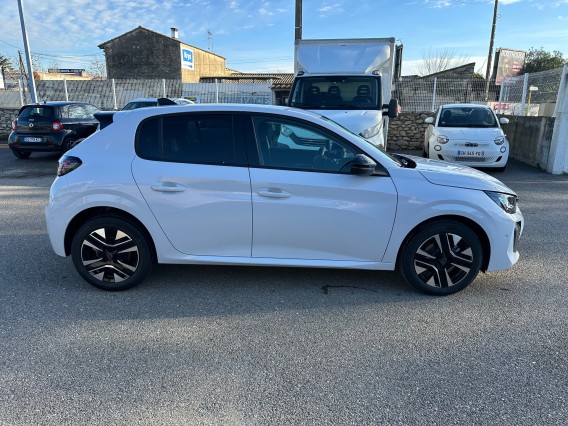 Aperçu de la photo 5 du véhicule PEUGEOT 208