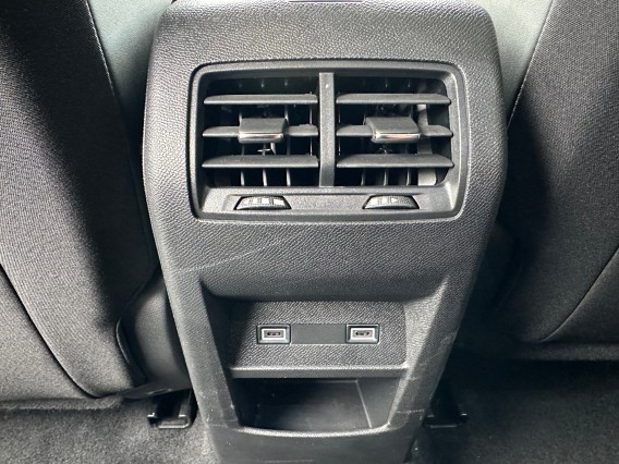Aperçu de la photo 22 du véhicule PEUGEOT 308