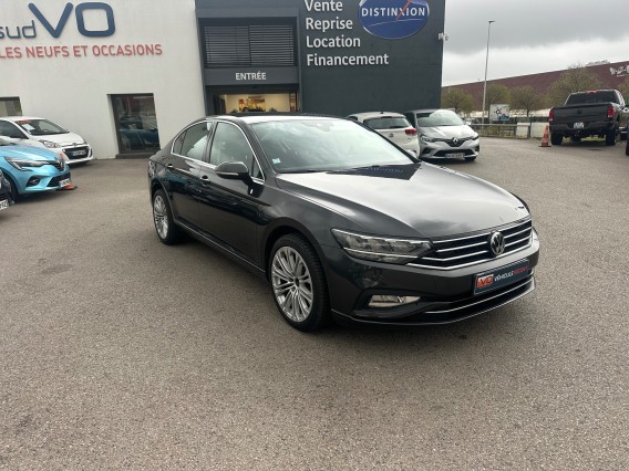 Aperçu de la photo 3 du véhicule VOLKSWAGEN PASSAT BUSINESS