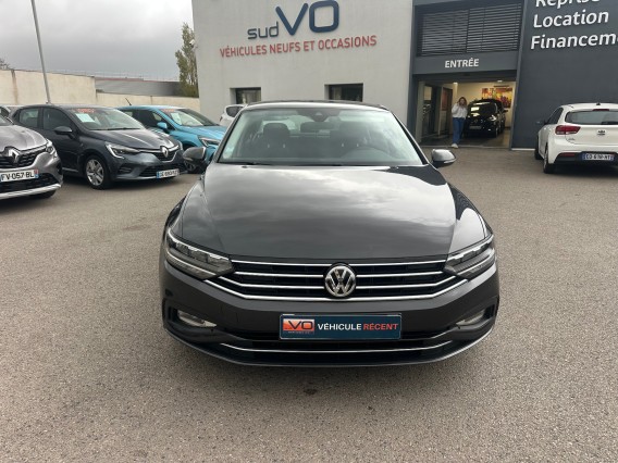 Aperçu de la photo 4 du véhicule VOLKSWAGEN PASSAT BUSINESS