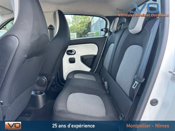 Aperçu de la photo 20 du véhicule RENAULT TWINGO III