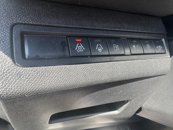 Aperçu de la photo 28 du véhicule PEUGEOT 3008