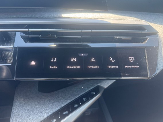 Aperçu de la photo 11 du véhicule PEUGEOT 5008