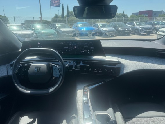 Aperçu de la photo 20 du véhicule PEUGEOT 5008