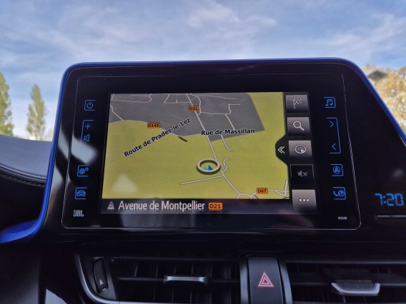 Aperçu de la photo 12 du véhicule TOYOTA C-HR HYBRIDE