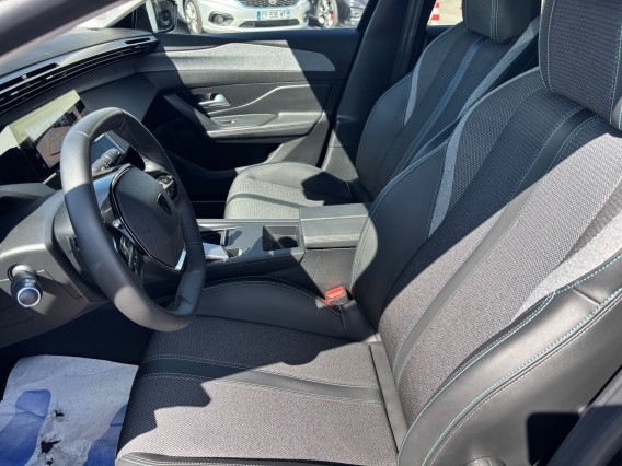 Aperçu de la photo 15 du véhicule PEUGEOT 408
