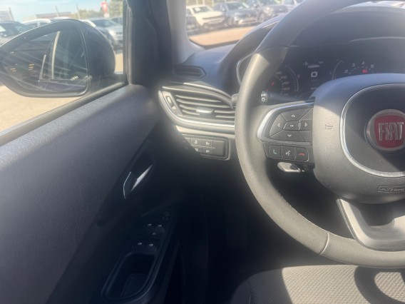 Aperçu de la photo 10 du véhicule FIAT TIPO 5 PORTES MY20