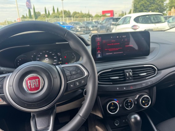 Aperçu de la photo 16 du véhicule FIAT TIPO CROSS SW MY22