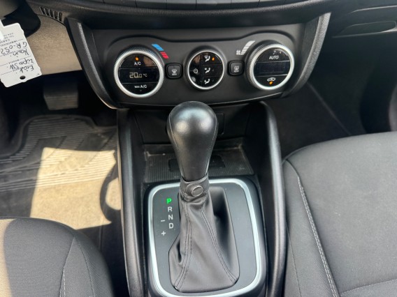 Aperçu de la photo 19 du véhicule FIAT TIPO CROSS SW MY22