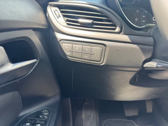 Aperçu de la photo 22 du véhicule FIAT TIPO CROSS SW MY22