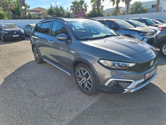 Aperçu de la photo 2 du véhicule FIAT TIPO CROSS SW MY22