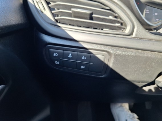 Aperçu de la photo 9 du véhicule FIAT TIPO CROSS SW MY22