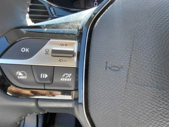 Aperçu de la photo 16 du véhicule PEUGEOT 408