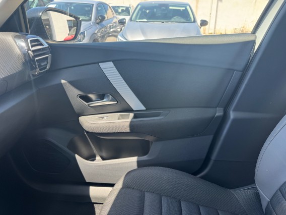 Aperçu de la photo 25 du véhicule CITROEN C4
