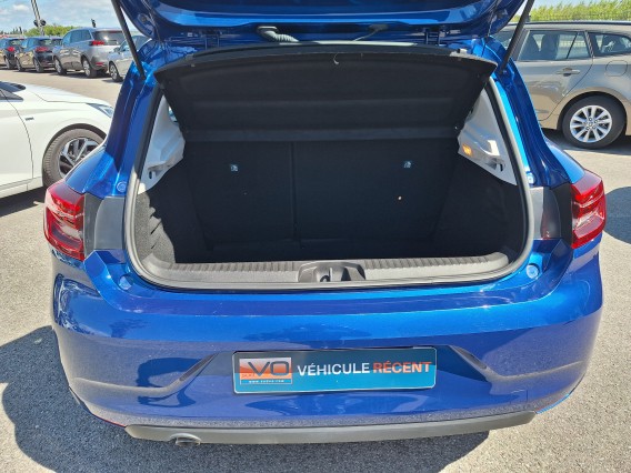 Aperçu de la photo 16 du véhicule RENAULT CLIO V