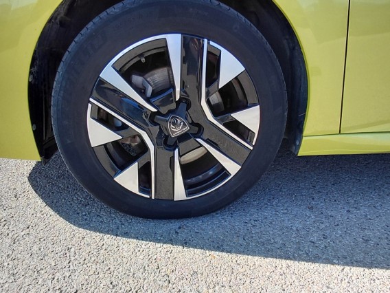 Aperçu de la photo 27 du véhicule PEUGEOT 208
