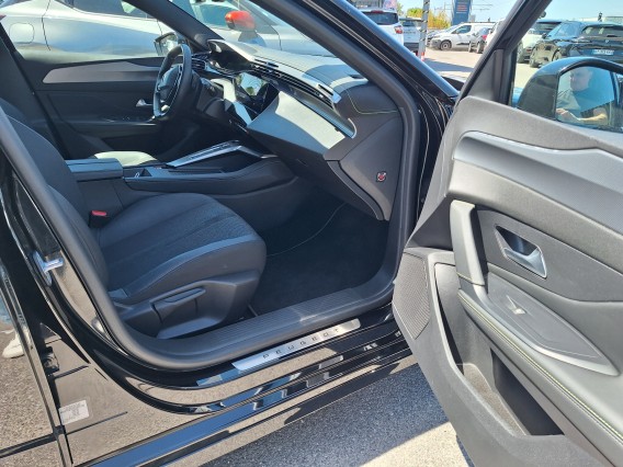 Aperçu de la photo 21 du véhicule PEUGEOT 308